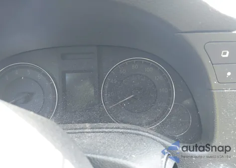 2011 Infiniti G25 Journey z USA, uszkodzony, nr VIN JN1DV6AP0BM602395